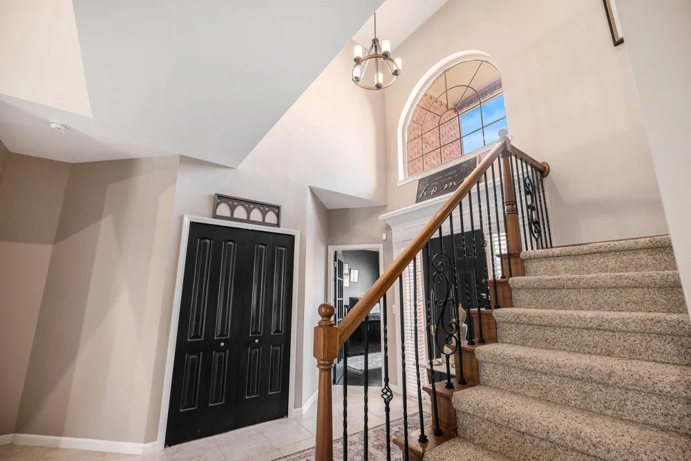 47376 Hidden Meadows Drive Macomb, MI 48044