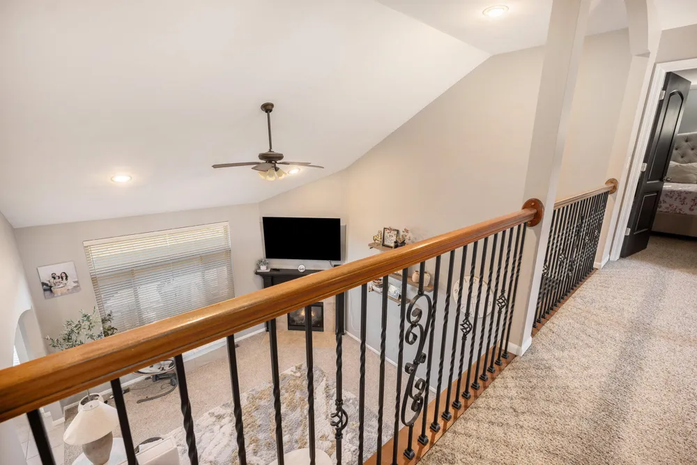 47376 Hidden Meadows Drive Macomb, MI 48044