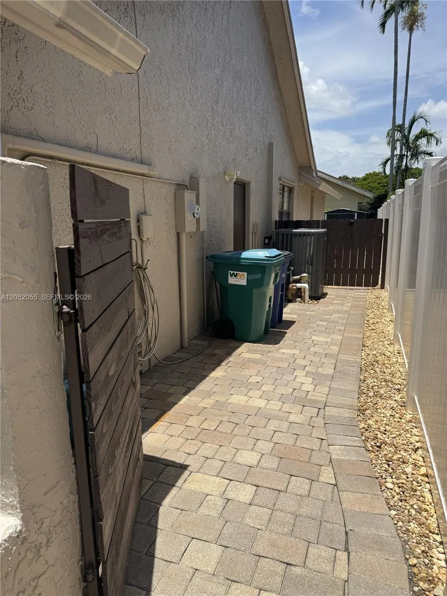 8765 SW 58th Street Cooper City, FL 33328