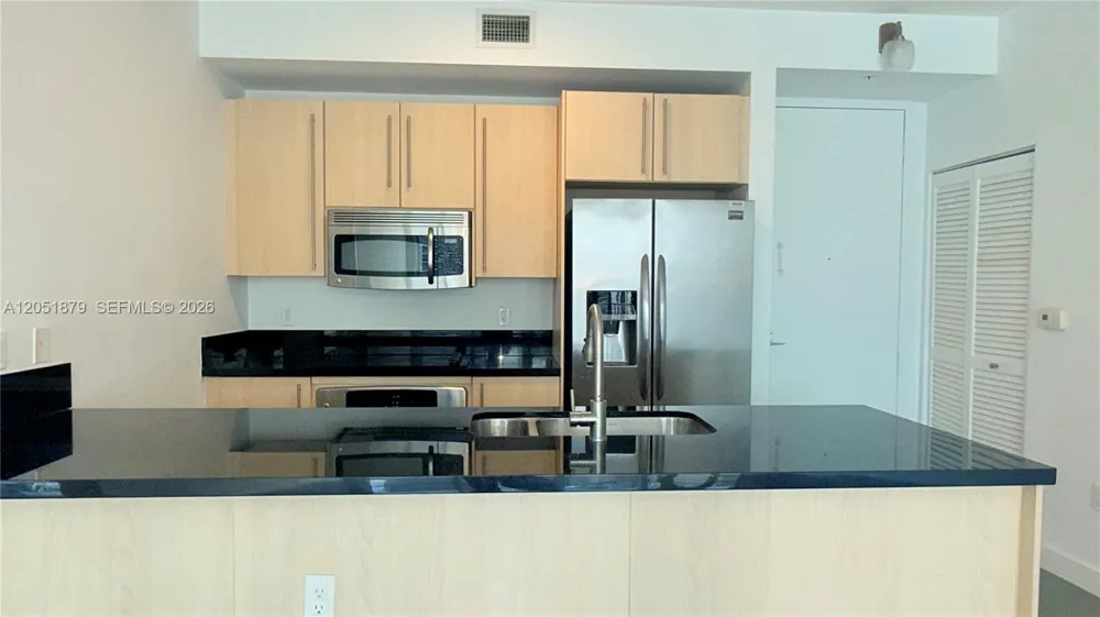 1111 SW 1st Ave #2223-N Miami, FL 33130