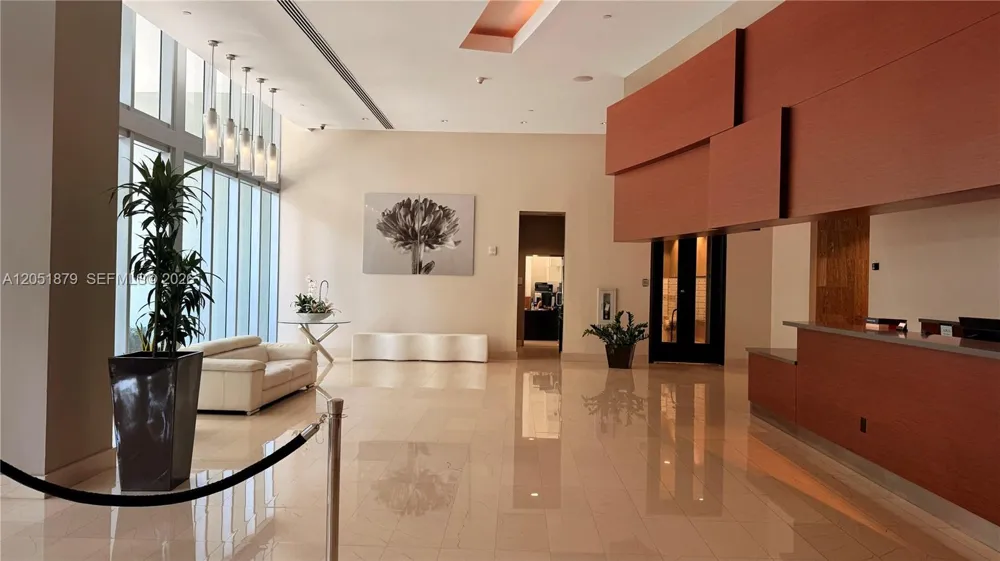 1111 SW 1st Ave #2223-N Miami, FL 33130