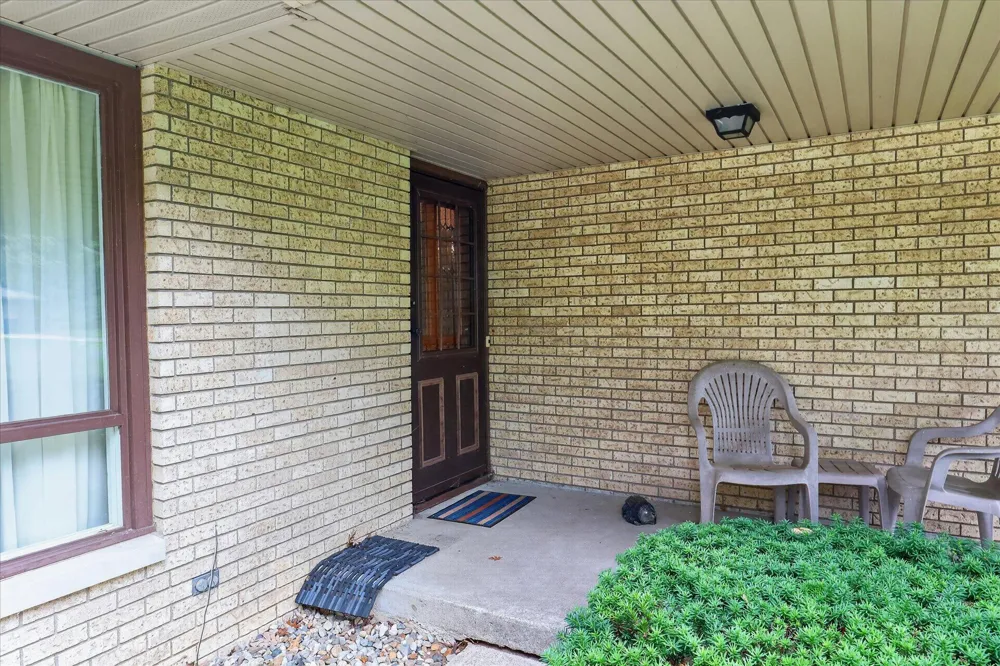 26384 Sweetbriar Street Edwardsburg, MI 49112