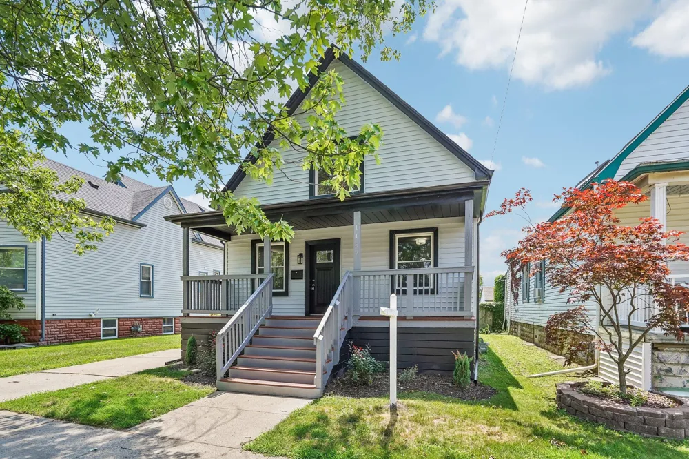 1137 Elm Street Wyandotte, MI 48192