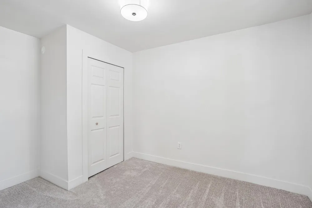 1137 Elm Street Wyandotte, MI 48192
