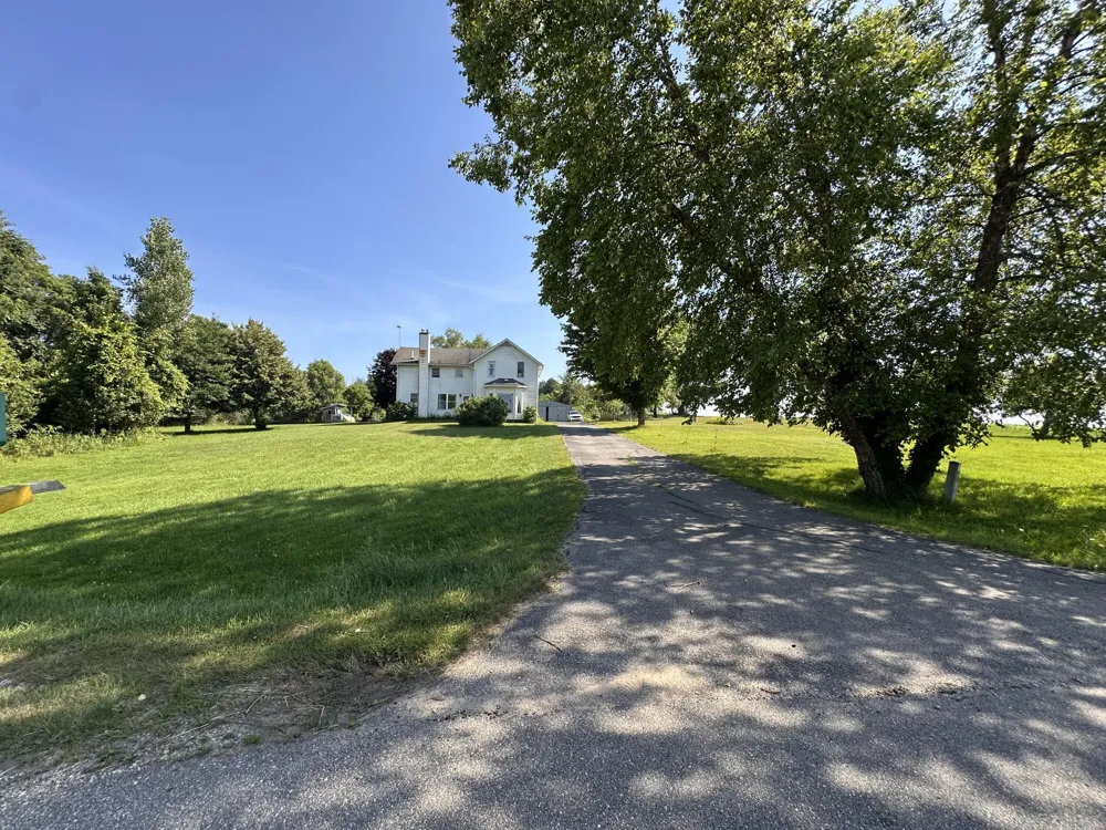 5372 W 8th Fremont, MI 49412