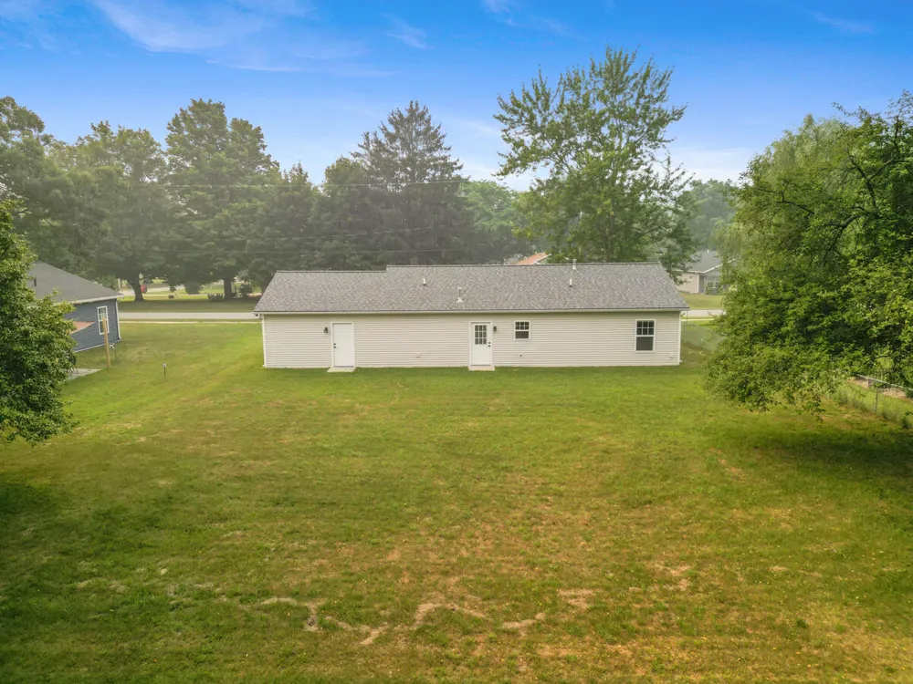 269 W Brooks Street Newaygo, MI 49337