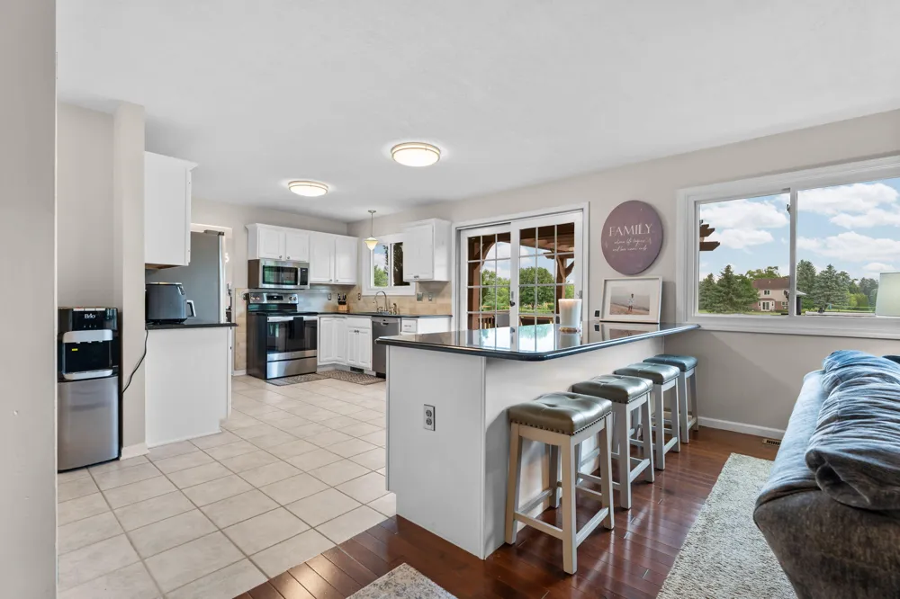 9128 Meadow View Lane Saline, MI 48176