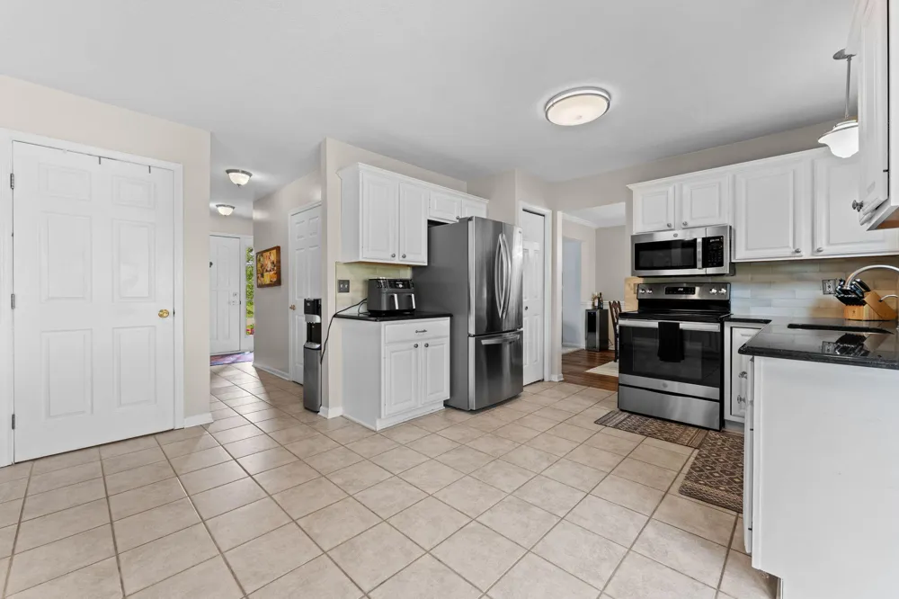 9128 Meadow View Lane Saline, MI 48176