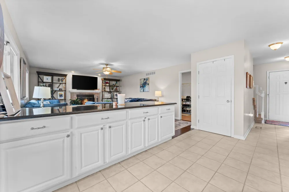 9128 Meadow View Lane Saline, MI 48176
