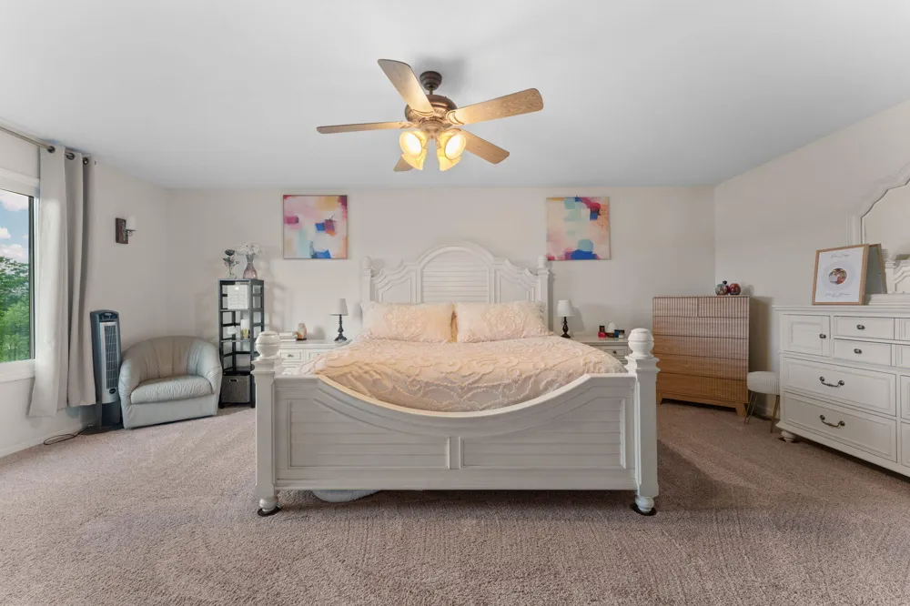 9128 Meadow View Lane Saline, MI 48176