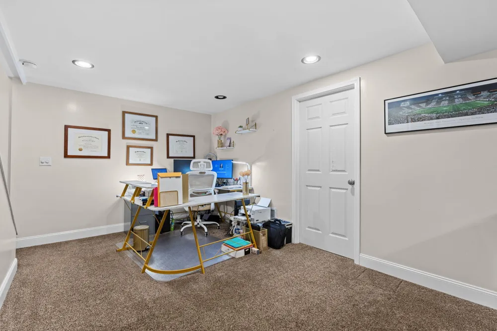 9128 Meadow View Lane Saline, MI 48176