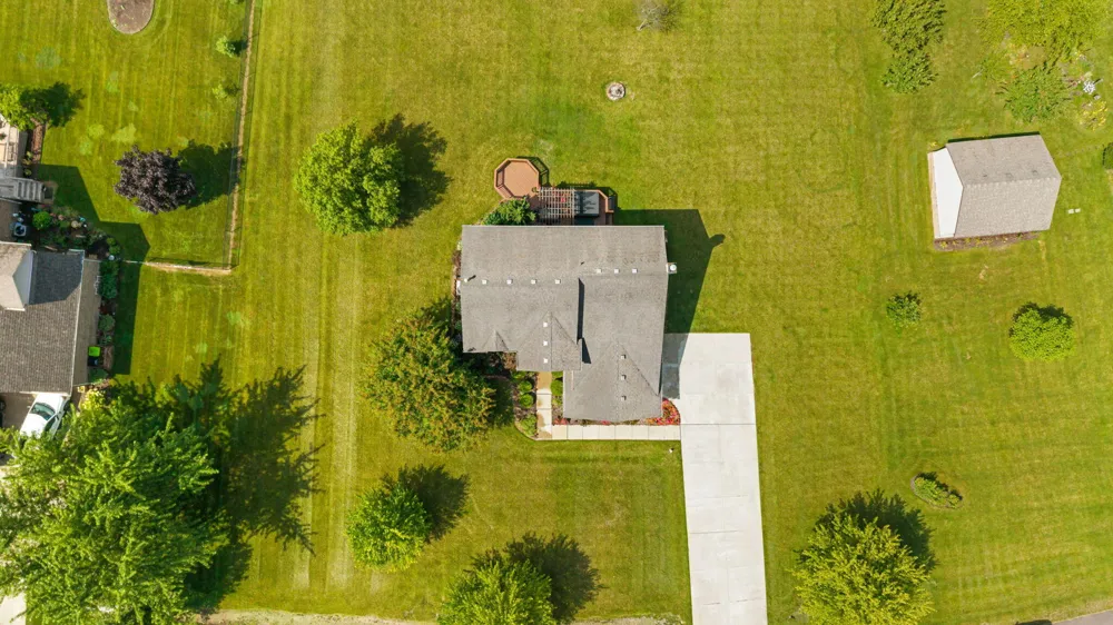 9128 Meadow View Lane Saline, MI 48176