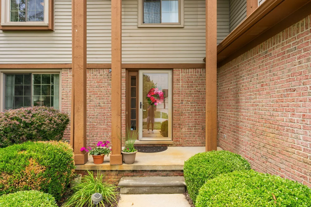 9128 Meadow View Lane Saline, MI 48176