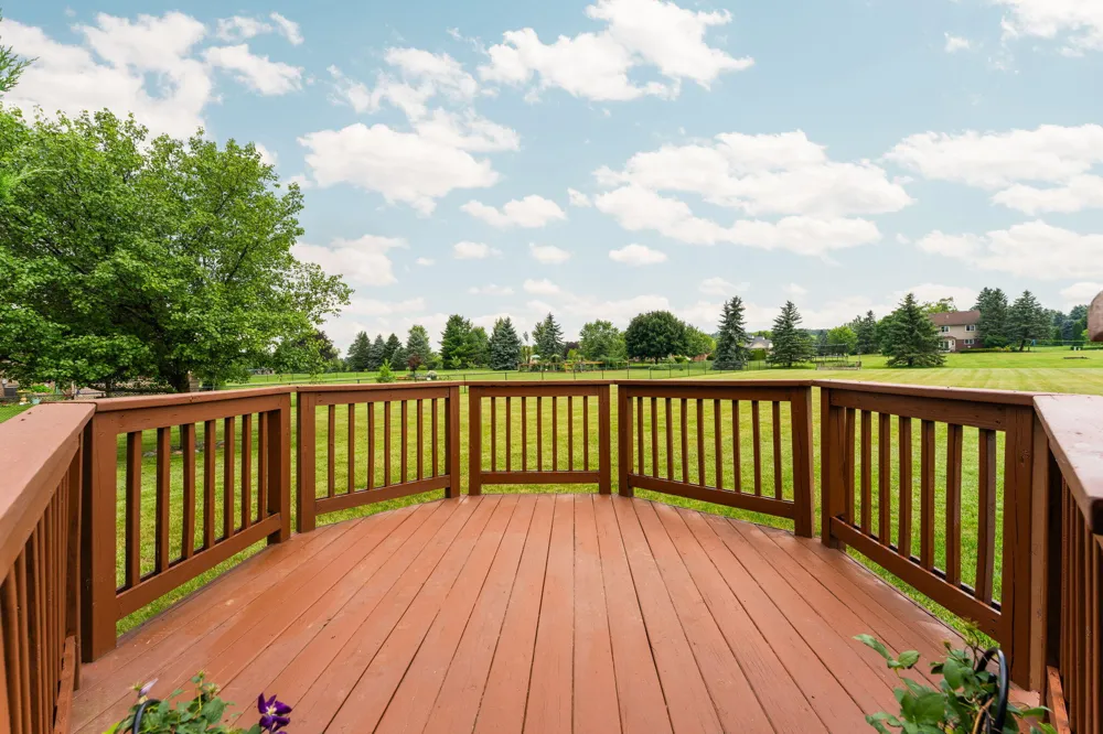 9128 Meadow View Lane Saline, MI 48176