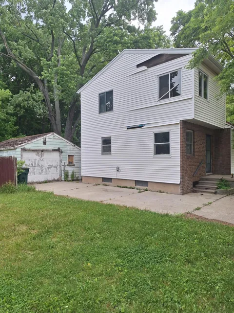 2104 Melvin Court