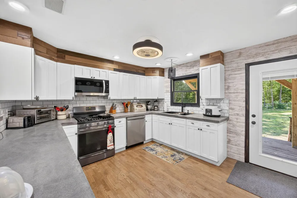 5358 S Seeley Road Cadillac, MI 49601