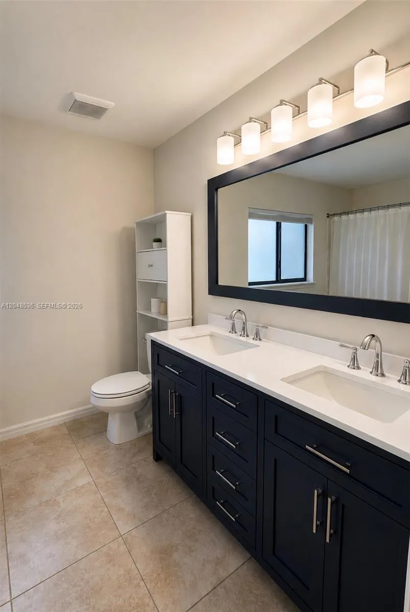 2208 NW 42ND PL Cape Coral, FL 33993