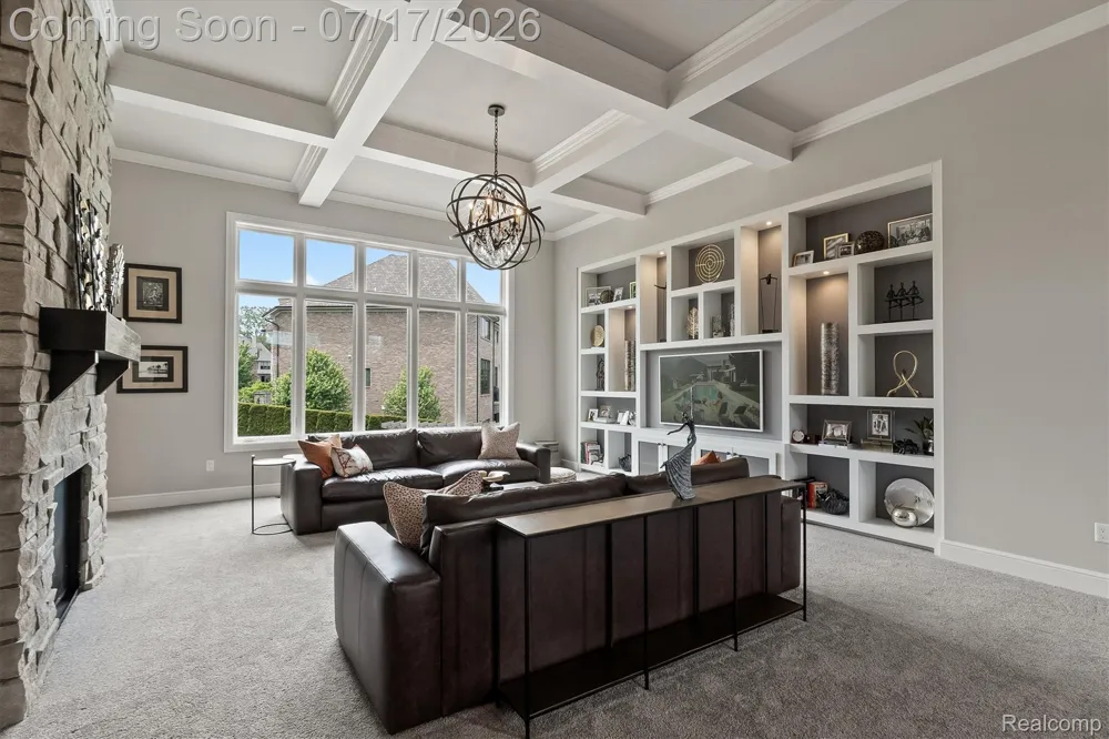 602 Wellington Circle Rochester Hills City, MI 48309