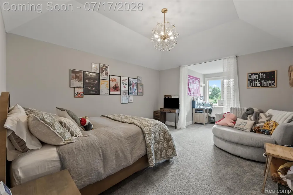 602 Wellington Circle Rochester Hills City, MI 48309