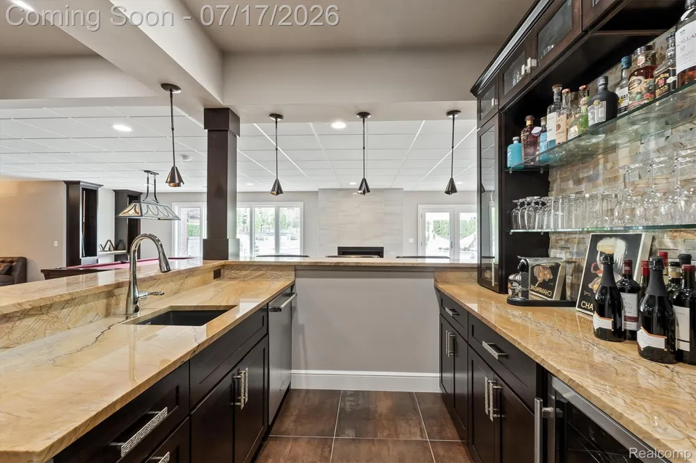 602 Wellington Circle Rochester Hills City, MI 48309