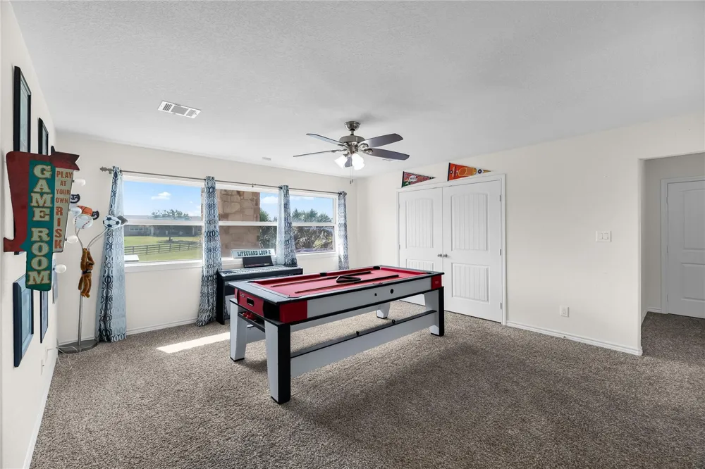 559 County Road 002 Hallettsville, TX 77964