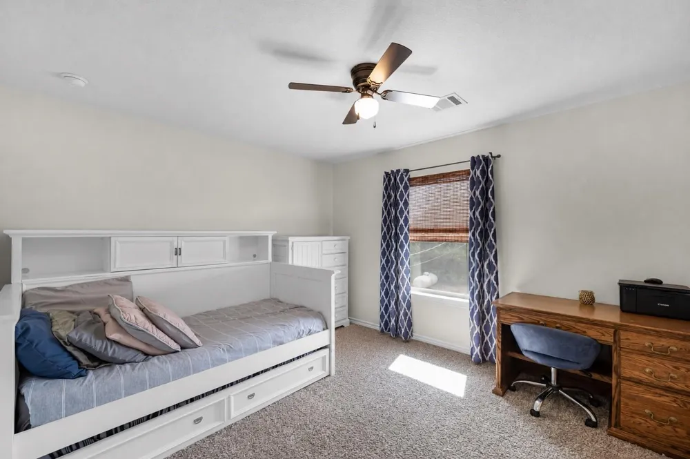 559 County Road 002 Hallettsville, TX 77964
