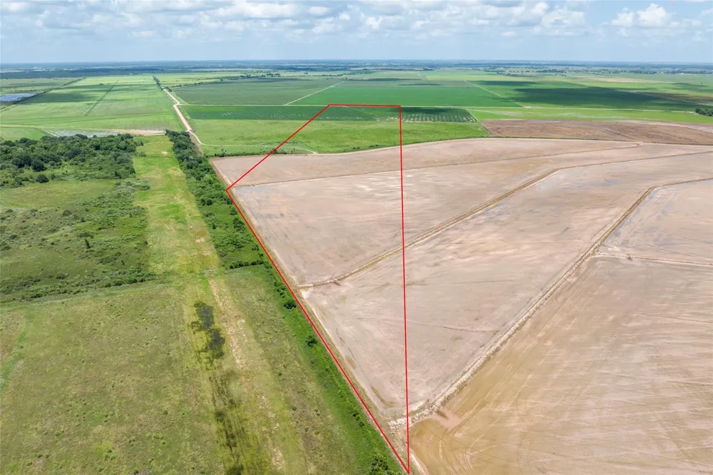 Cr 285 Lissie, TX 77454