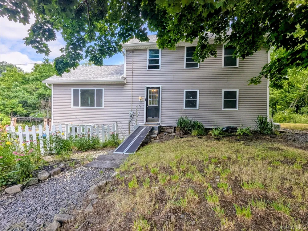 122 Castle High Road Middletown, NY 10940