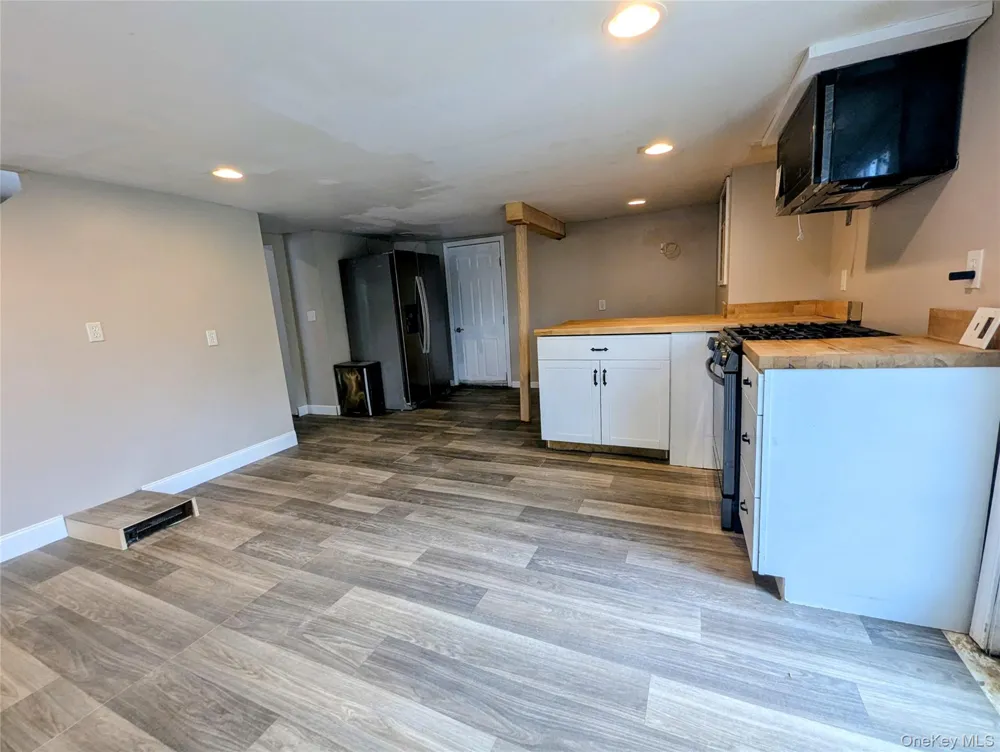 122 Castle High Road Middletown, NY 10940
