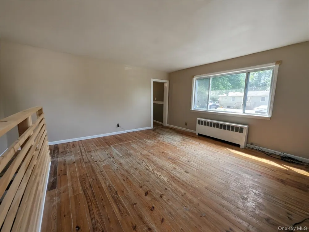 122 Castle High Road Middletown, NY 10940