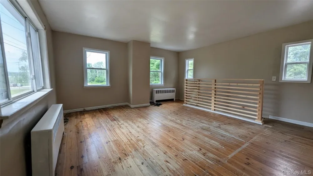 122 Castle High Road Middletown, NY 10940