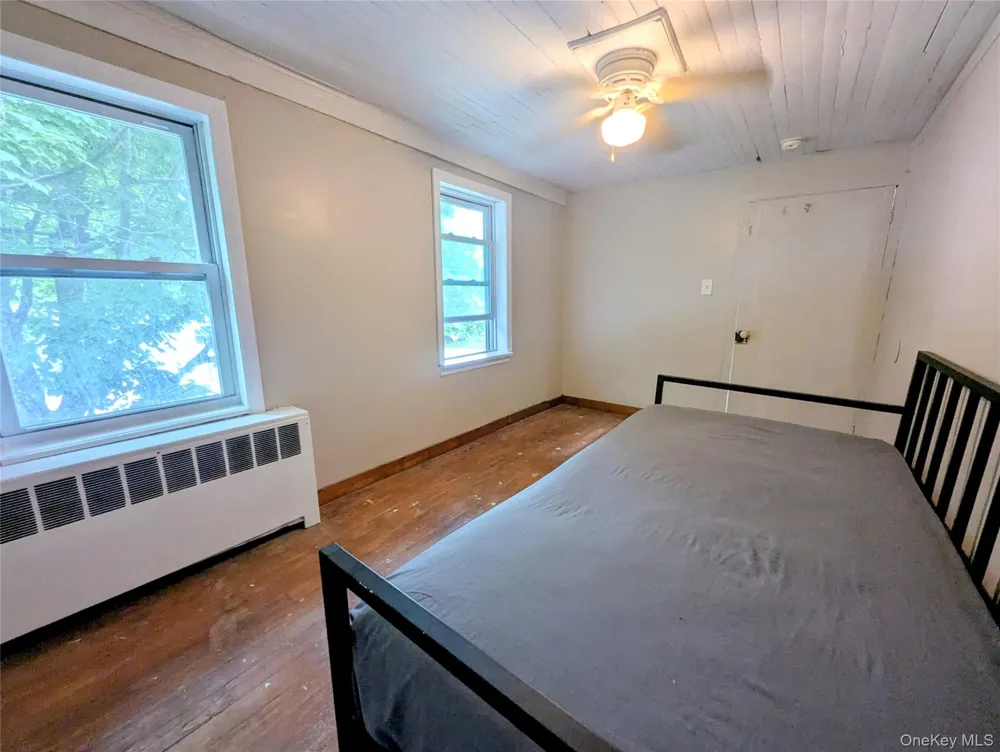 122 Castle High Road Middletown, NY 10940