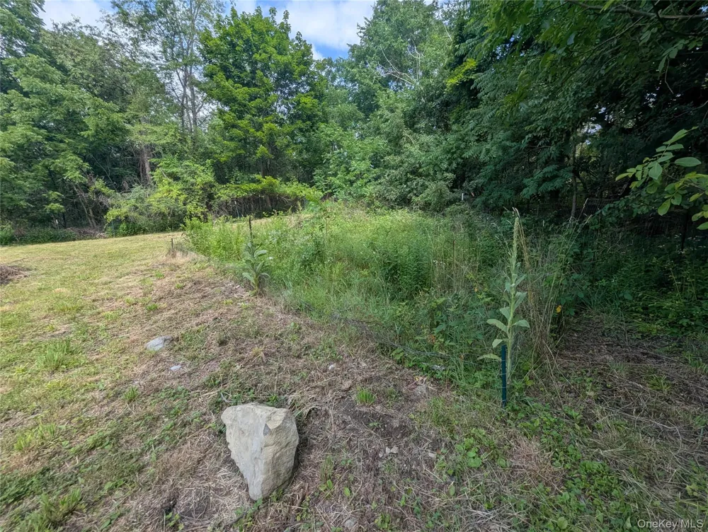 122 Castle High Road Middletown, NY 10940
