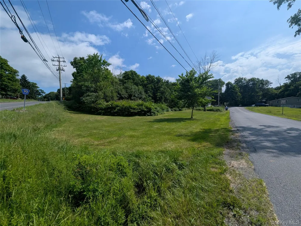 122 Castle High Road Middletown, NY 10940