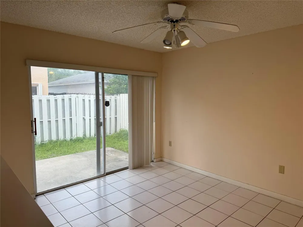 4235 SW 72nd Way Davie, FL 33314