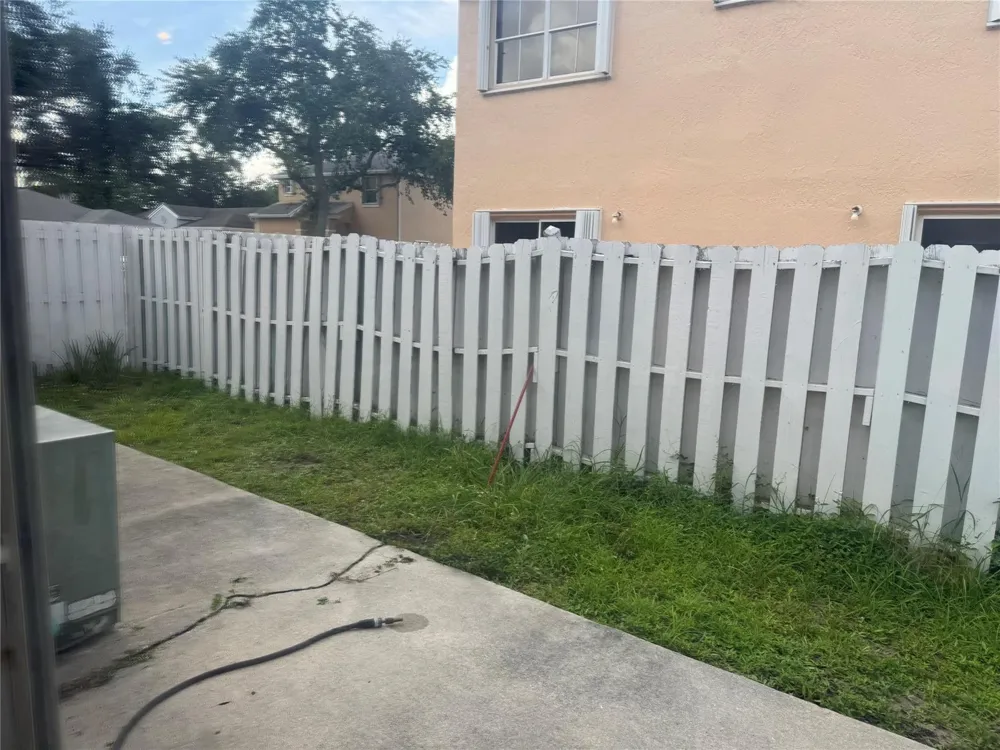 4235 SW 72nd Way Davie, FL 33314