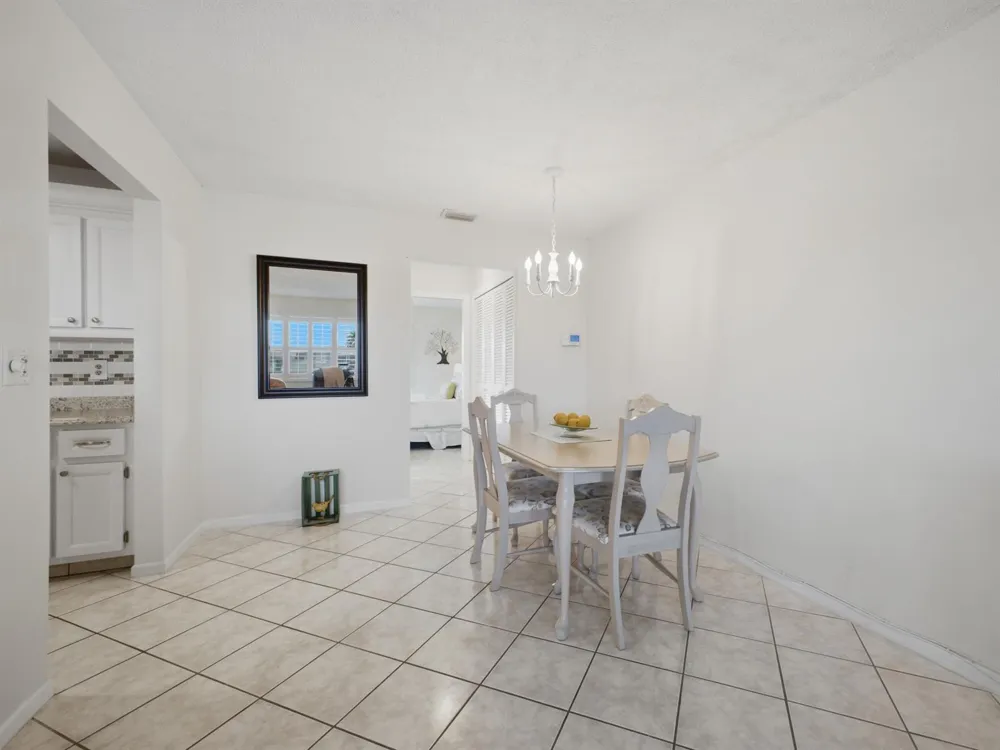 350 Horizons E #302 Boynton Beach, FL 33435