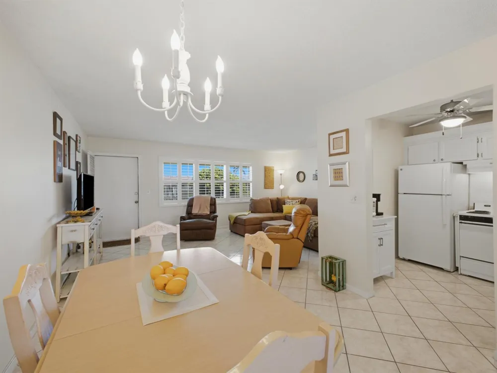 350 Horizons E #302 Boynton Beach, FL 33435