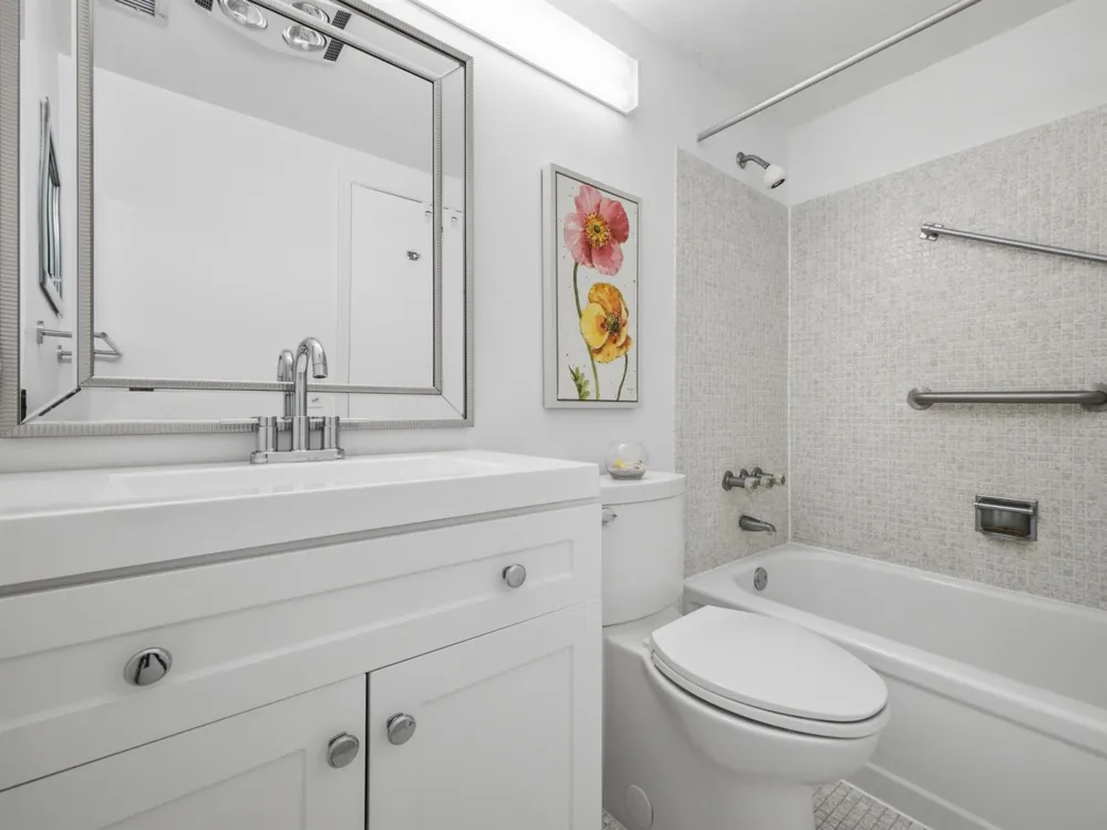350 Horizons E #302 Boynton Beach, FL 33435