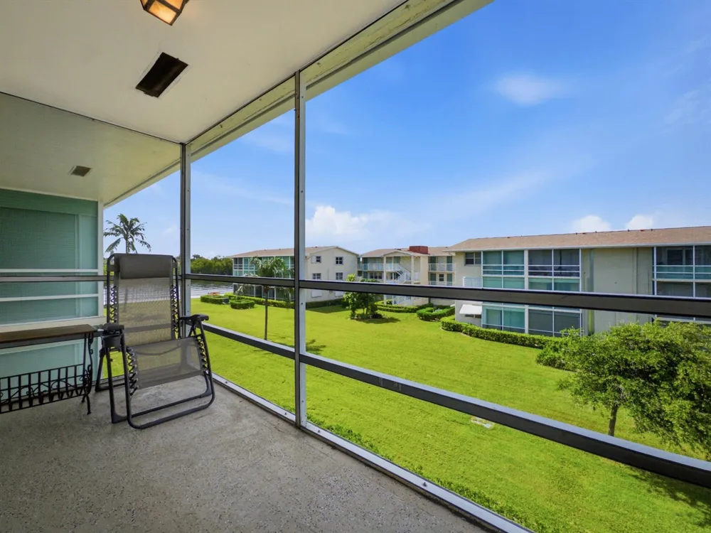 350 Horizons E #302 Boynton Beach, FL 33435