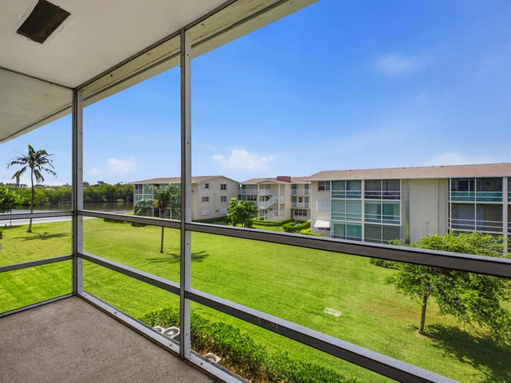 350 Horizons E #302 Boynton Beach, FL 33435