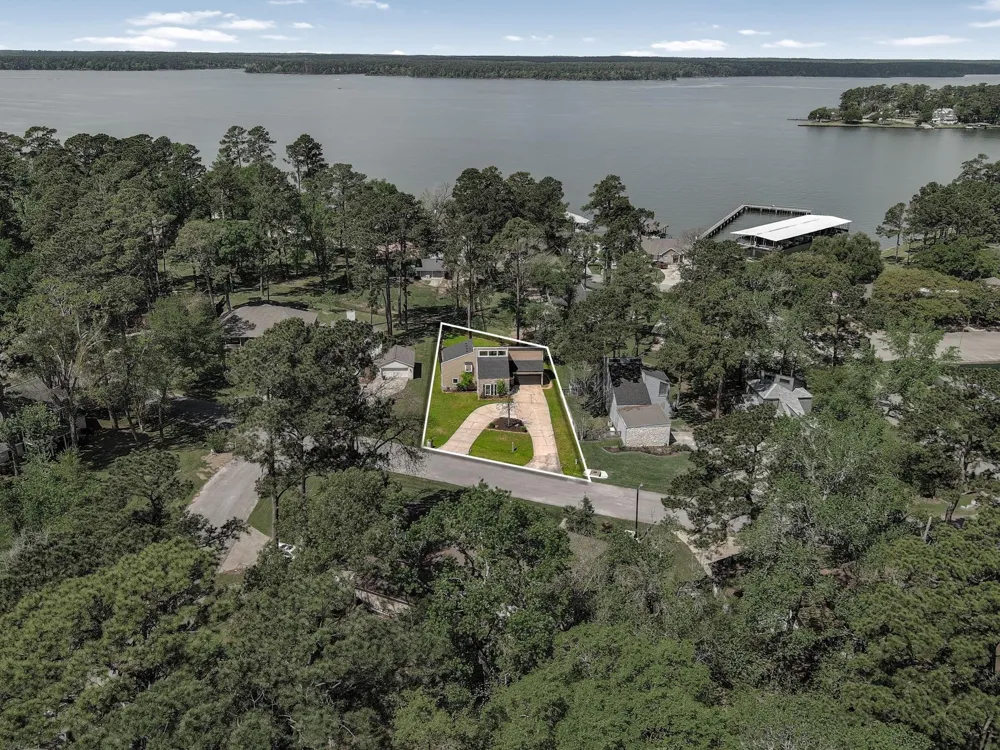 15211 Jamaica Drive Willis, TX 77318