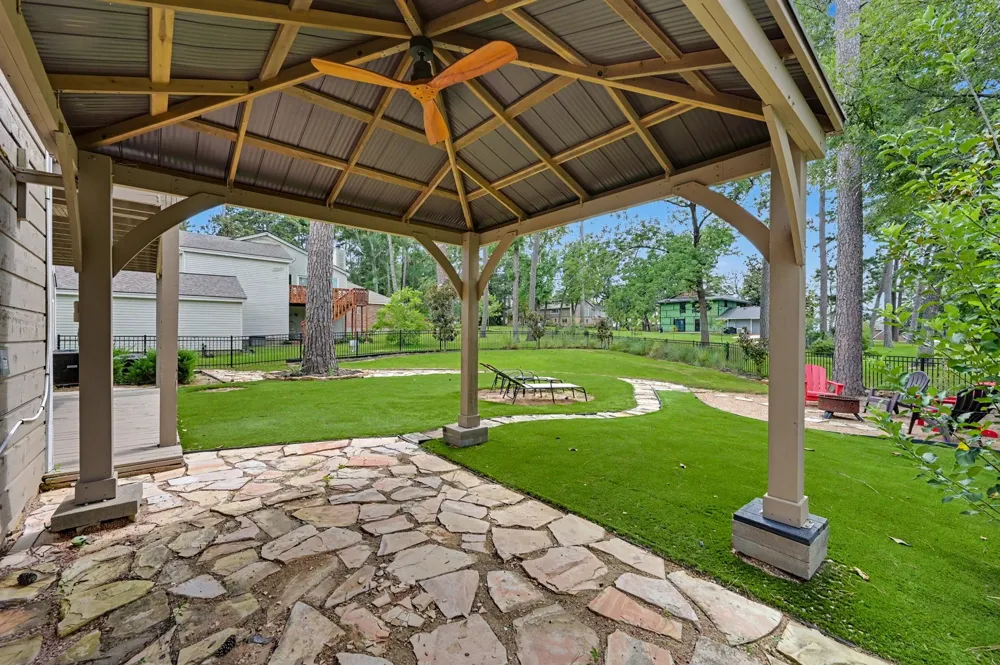 15211 Jamaica Drive Willis, TX 77318