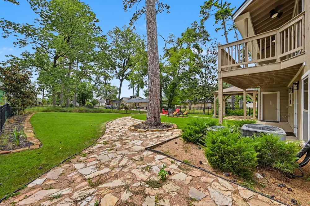 15211 Jamaica Drive Willis, TX 77318