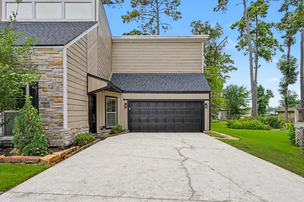 15211 Jamaica Drive Willis, TX 77318
