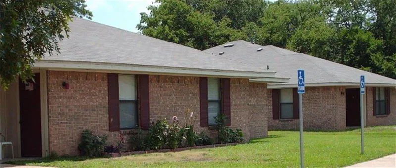 300 E Elm Edgewood, TX 75117