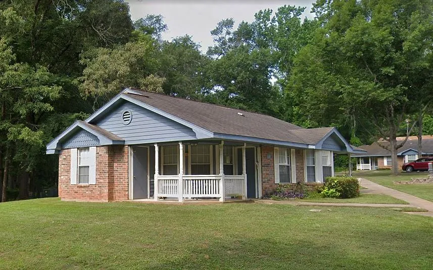 615 Robinson Rd Big Sandy, TX 75755