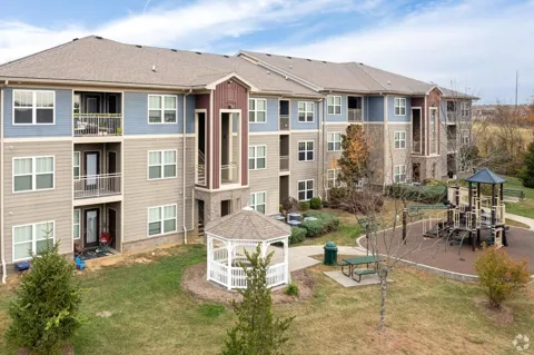 324 Towne Dr