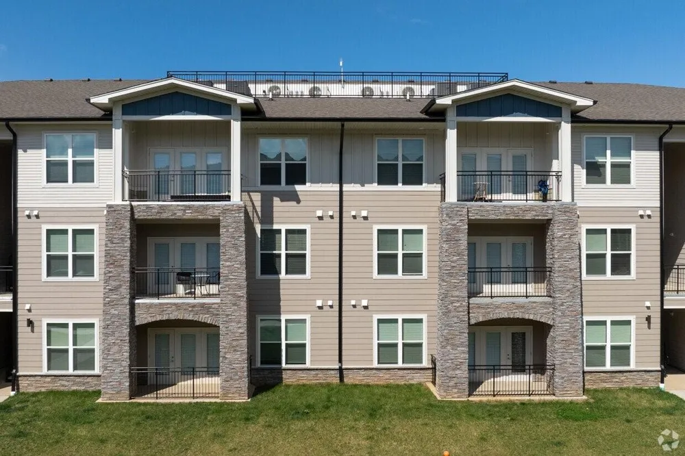 10001 Oak Bridge Cir Other, KY 40219