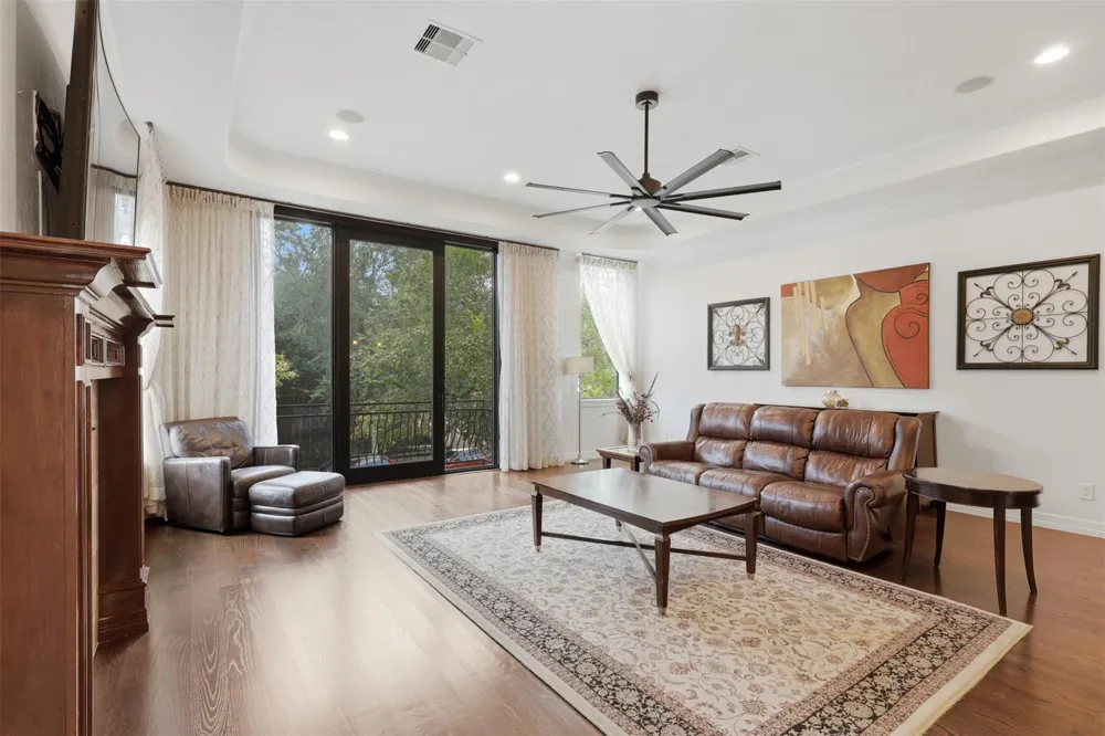 5330 Fayette Street Houston, TX 77056